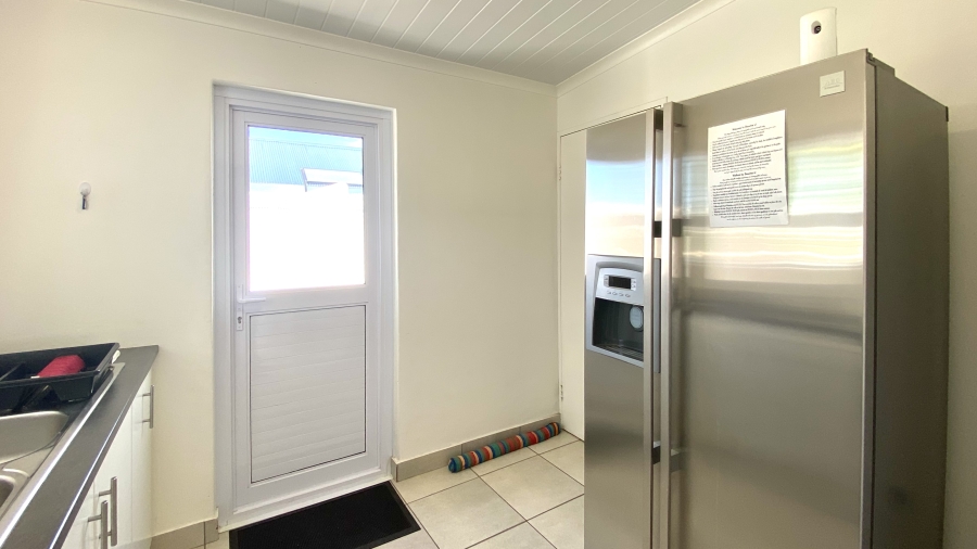 3 Bedroom Property for Sale in Dwarskersbos Western Cape